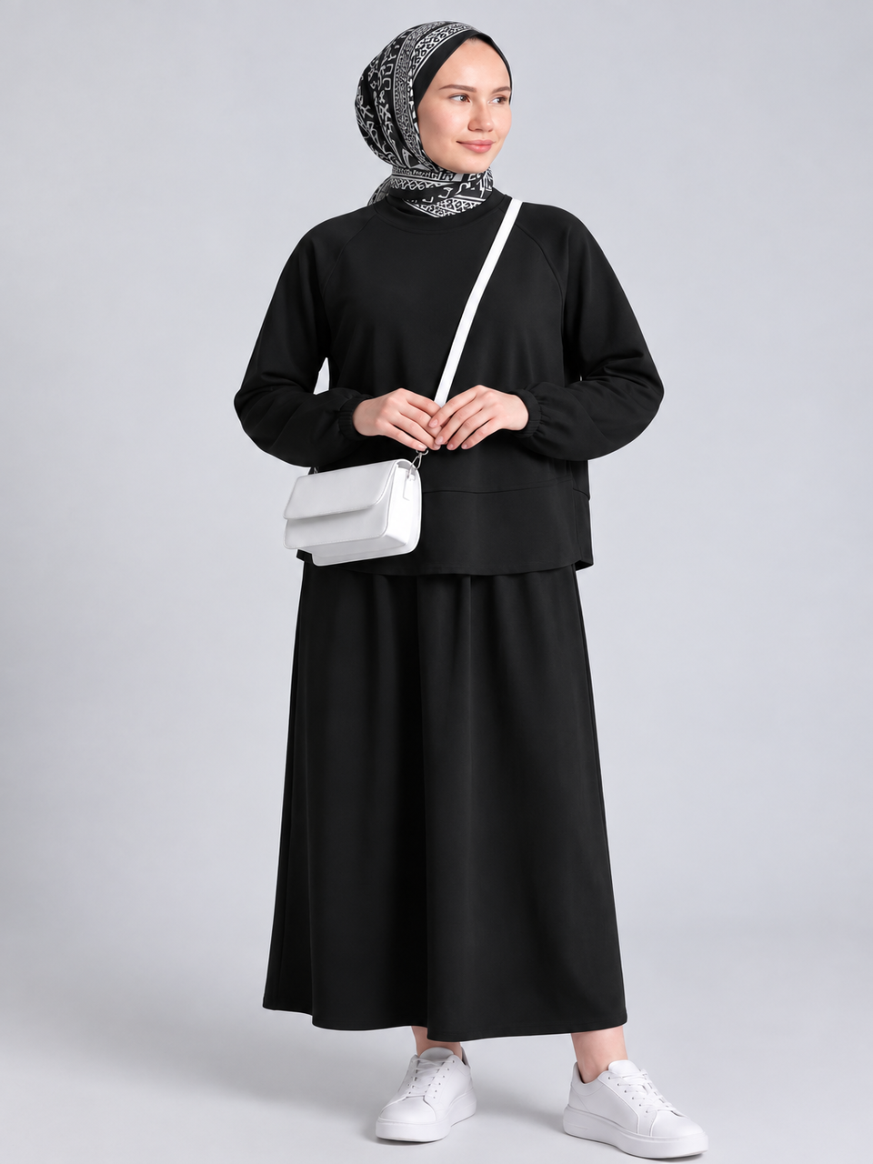 MODAL ETEKLİ TAKIM — SİYAH